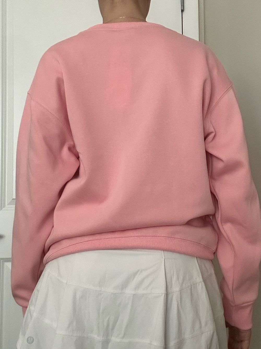 Alo Yoga Accolade Crew Neck Pullover - Picture 2 of 3